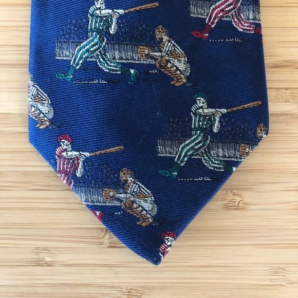 Ben Silver Silk Tie ATTENTION BASEBALL LOVERS! - Picture 6 of 6